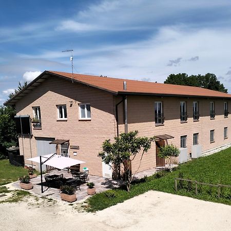 Agriturismo Campi Di Grano Ронкаде Екстериор снимка