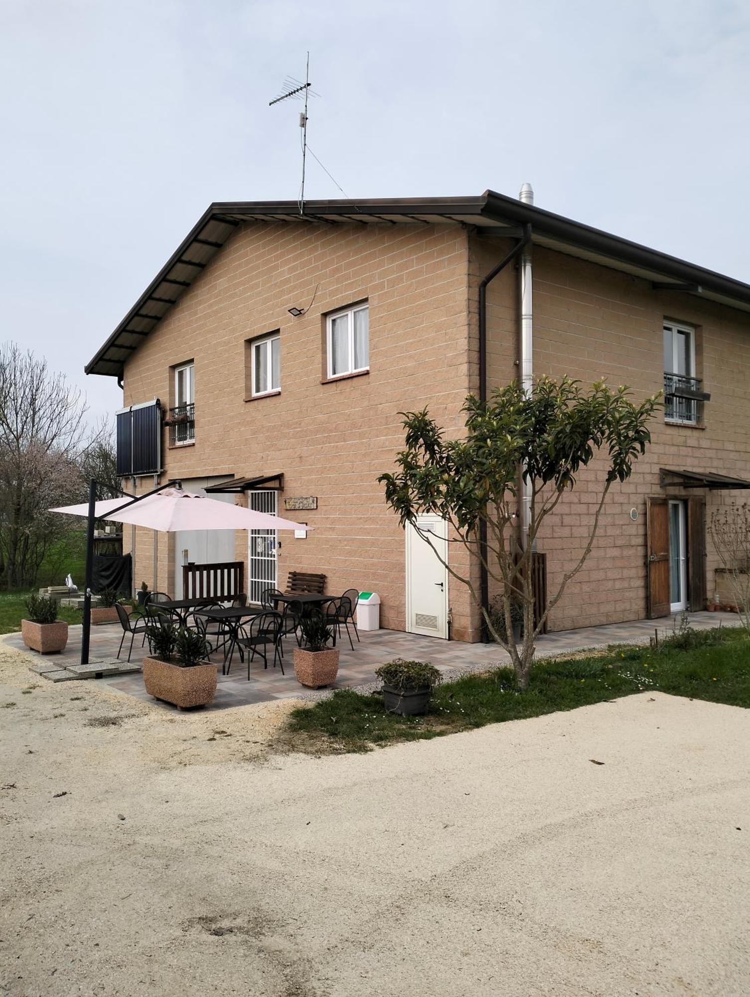 Agriturismo Campi Di Grano Ронкаде Екстериор снимка