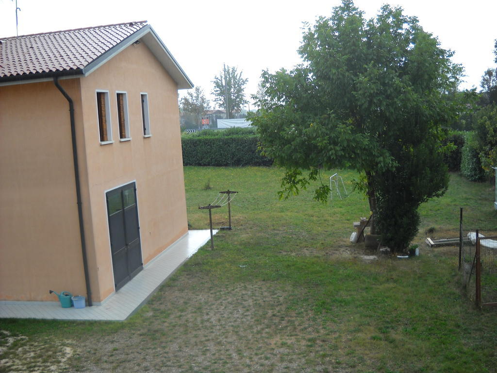 Agriturismo Campi Di Grano Ронкаде Екстериор снимка