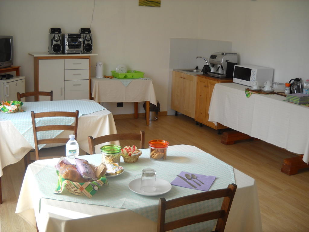 Agriturismo Campi Di Grano Ронкаде Екстериор снимка